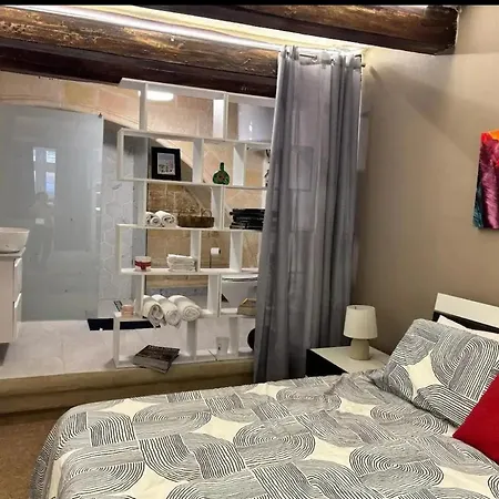 Vincenti's Nest In Feriehus Valletta